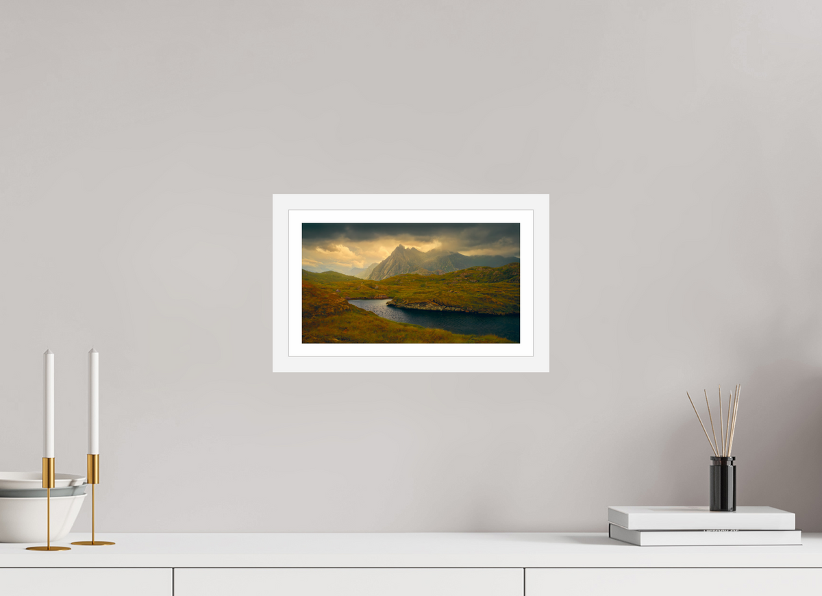 12 x 6.8″, S+M White Frame + Border COME THIS WAY