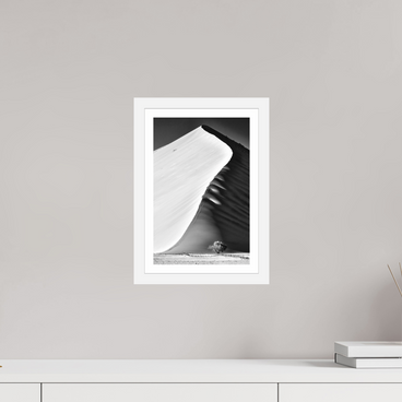 8 x 12″, S+M White Frame + Border THE EDGE