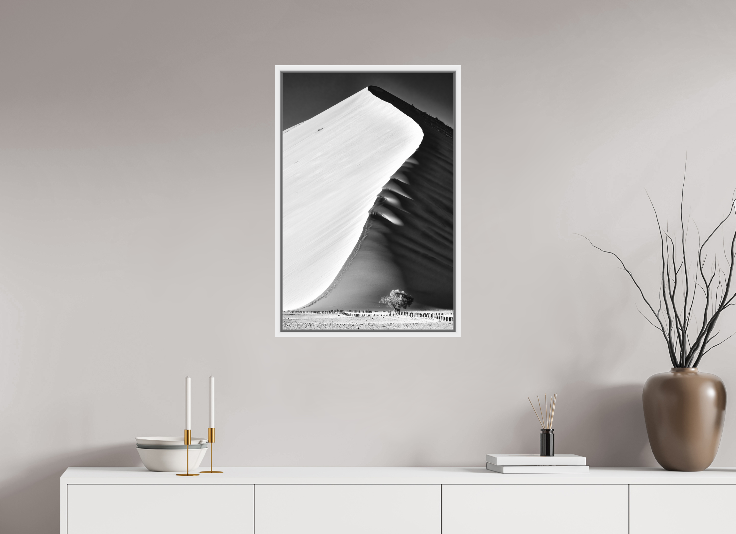 20 x 30″, Med + Lrg White Floater Frame The Edge