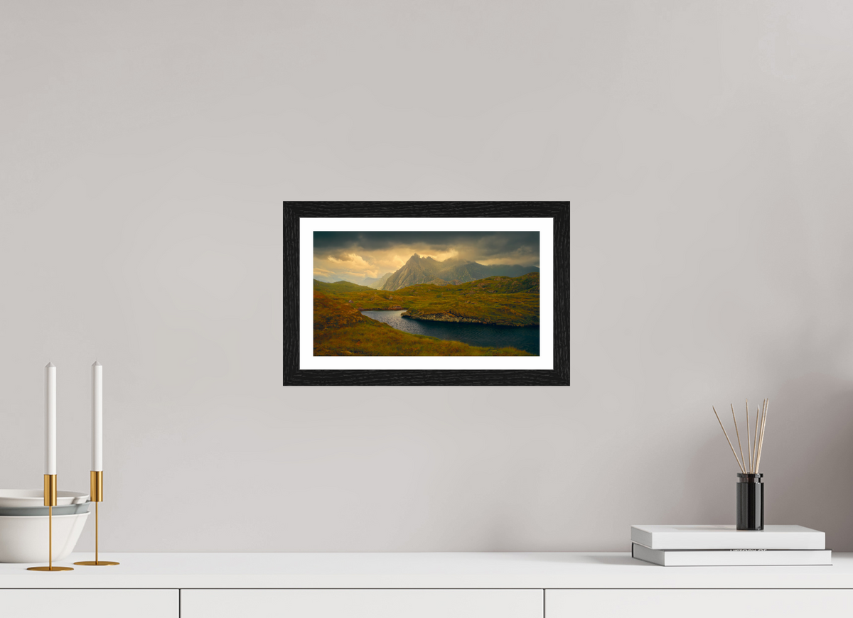 12 x 6.8″, S+M Black Frame + border COME THIS WAY