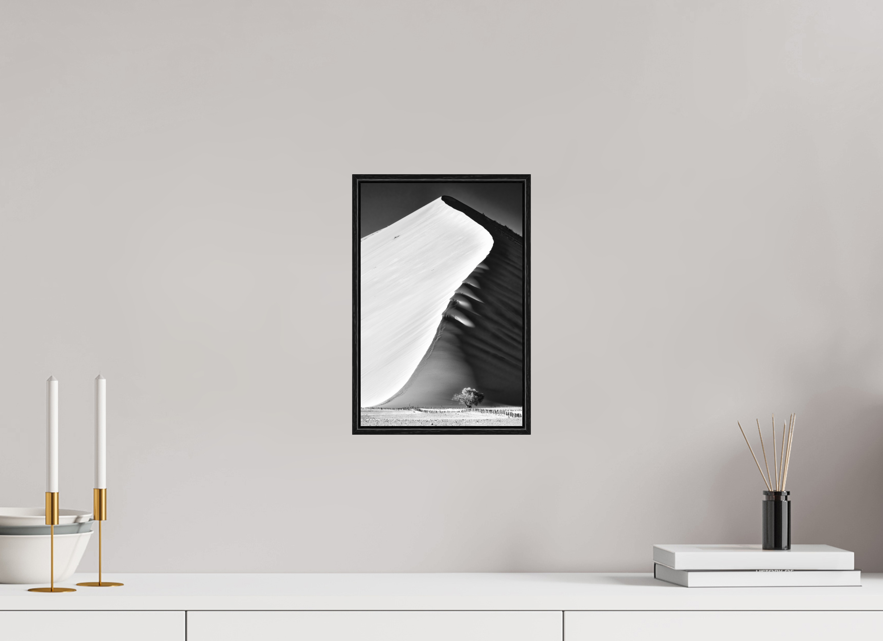 8 x 12″, S+M Black Floater Frame The Edge