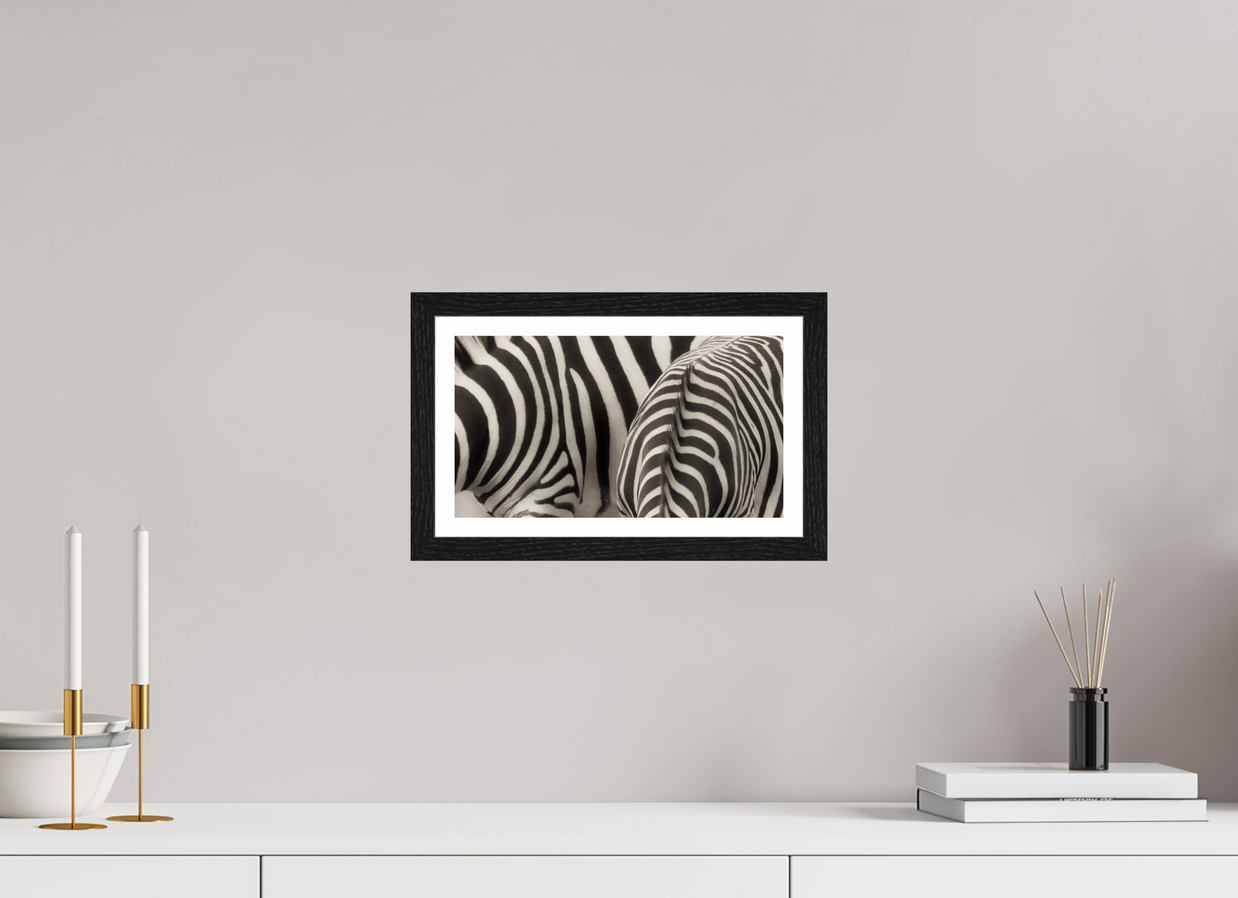 12 x 6.8″, S+M Black Frame + border NOT THE SAME