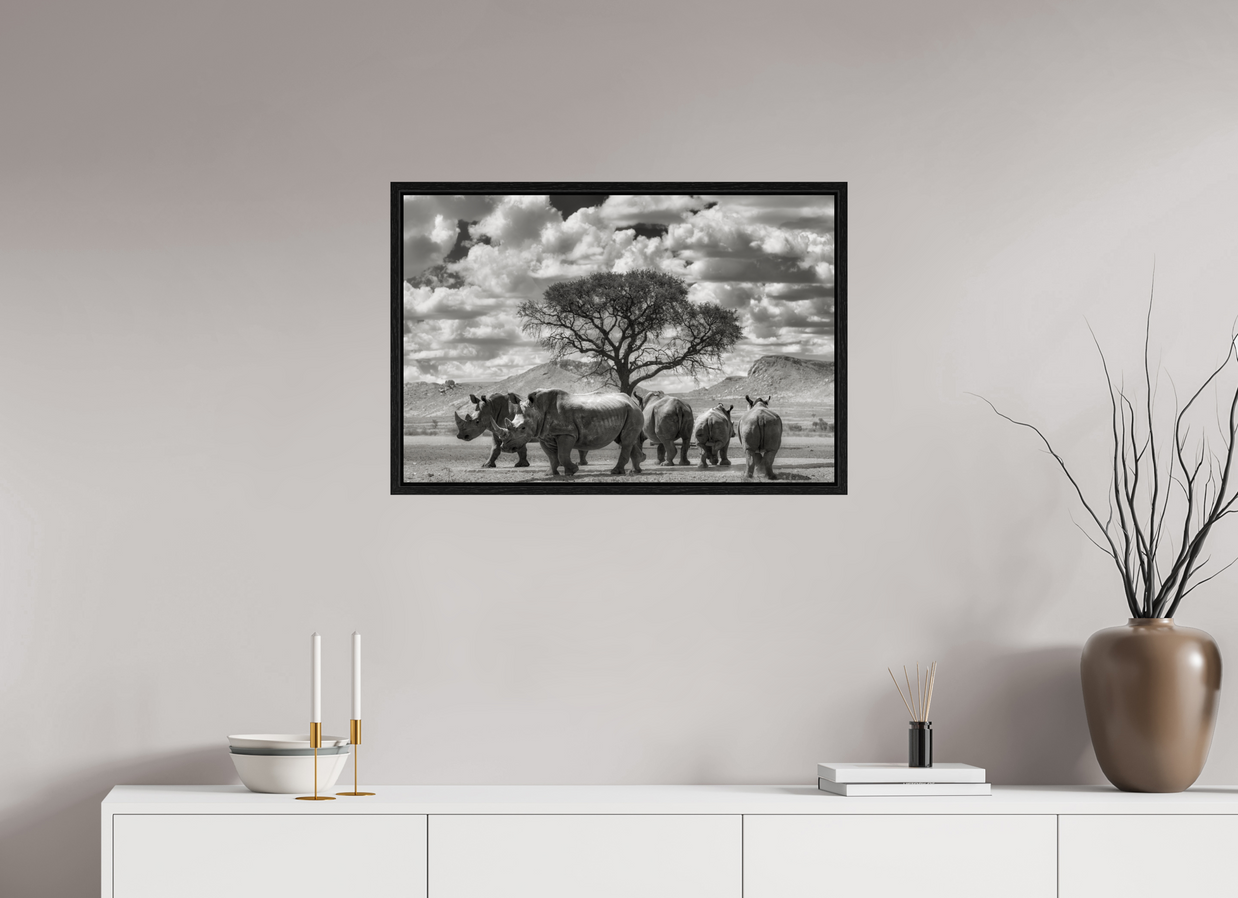 30 x 20″, L+XL Black Floater Frame Perfectly Still