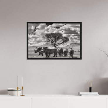 30 x 20″, L+XL Black Floater Frame Perfectly Still